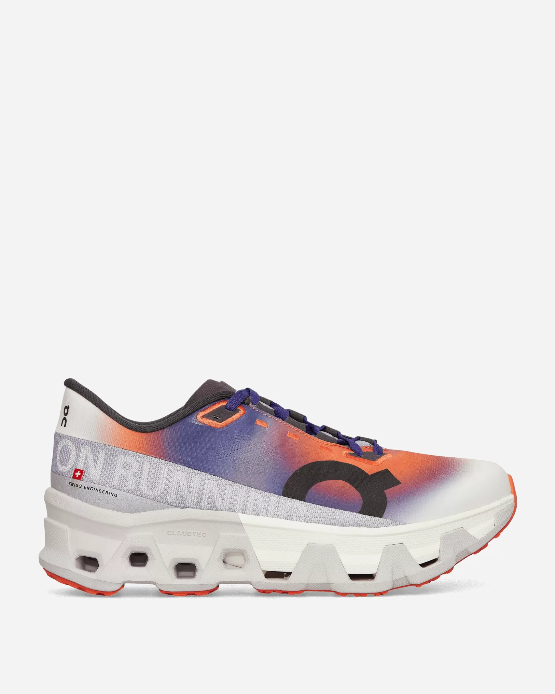 On Cloudmster Hyper Sneakers Flame / Frost Fashion