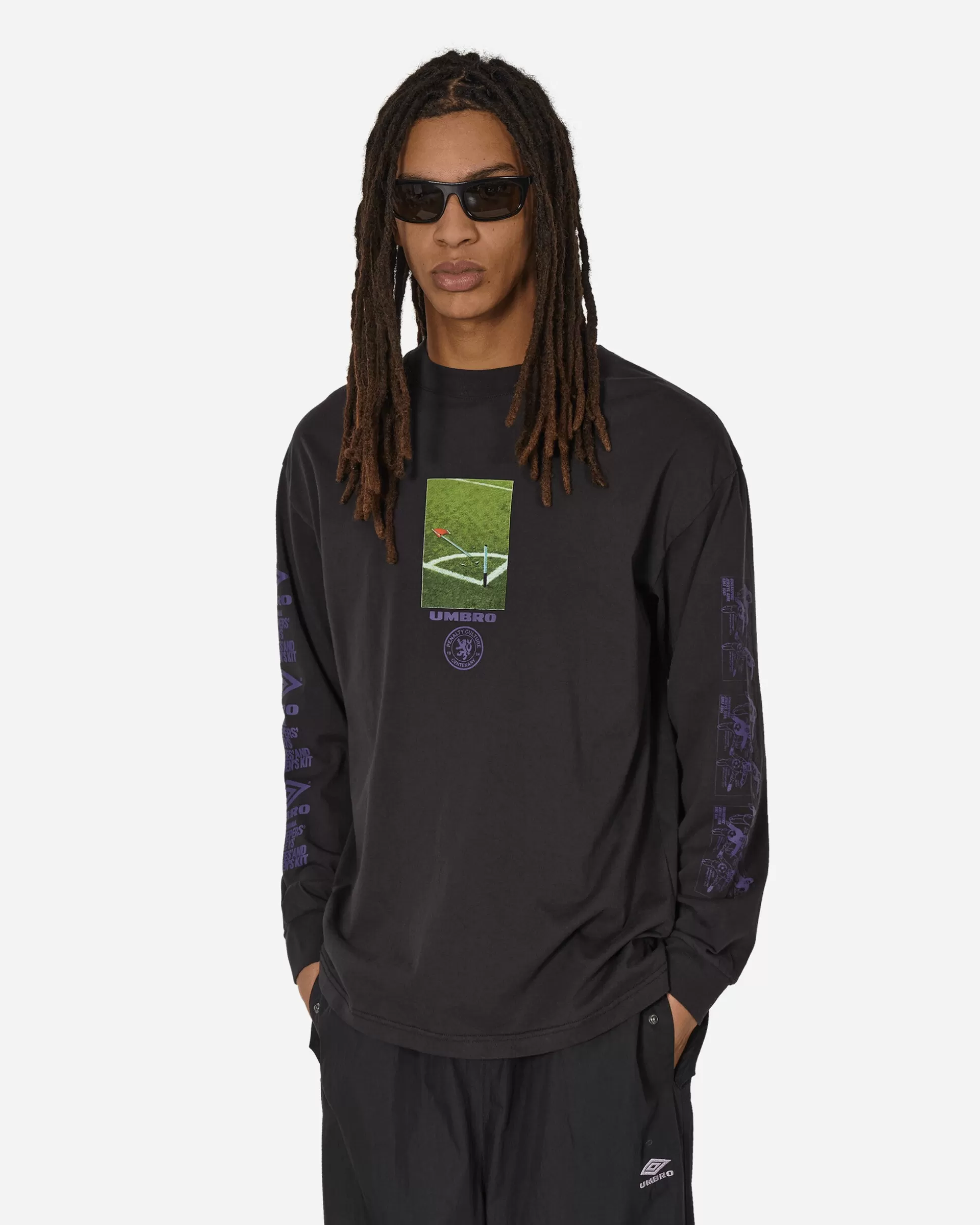 Umbro Graphic Longsleeve T-Shirt Black Outlet